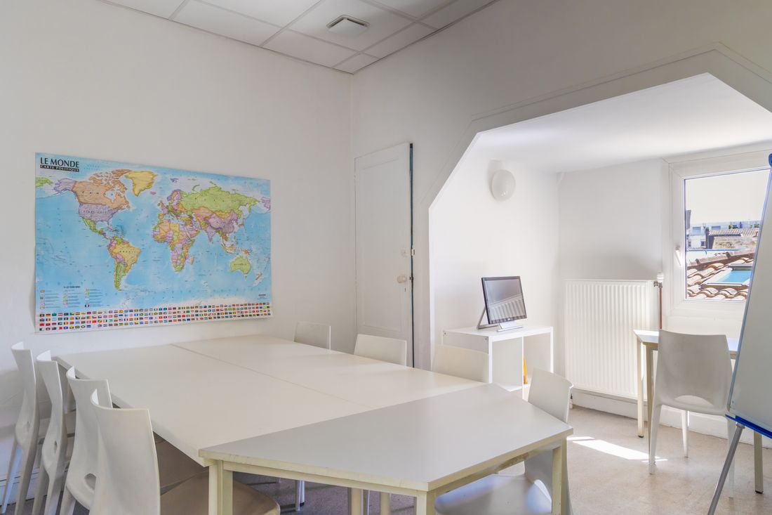 Sprachschule in Bordeaux seit März 2025